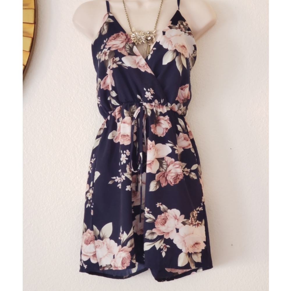 🆕️Xuan Ying Floral Romper
